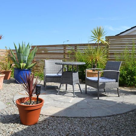 Pebbles - A Relaxing King Studio St Ives  Exterior photo